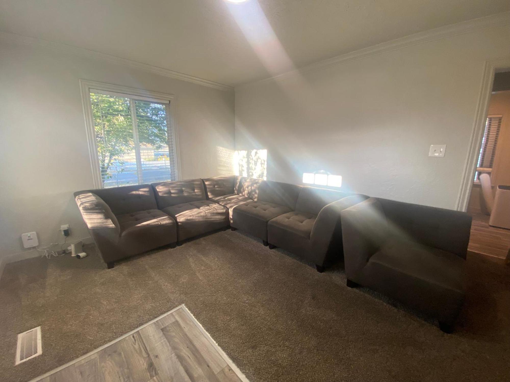 Cute Entire Small House With Large Yard! Pets Welcome! West Valley City Ngoại thất bức ảnh
